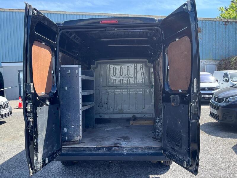 Peugeot Boxer BlueHDi 335 Professional - U15139