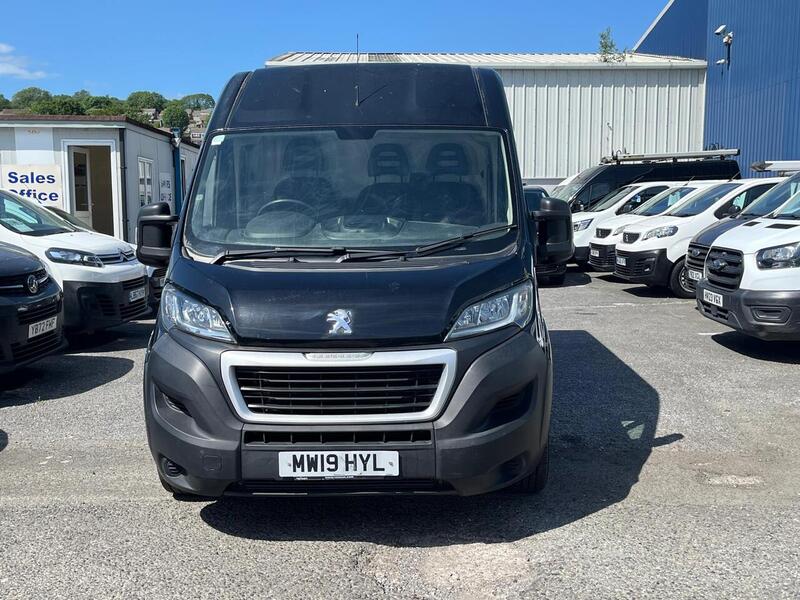 Peugeot Boxer BlueHDi 335 Professional - U15139