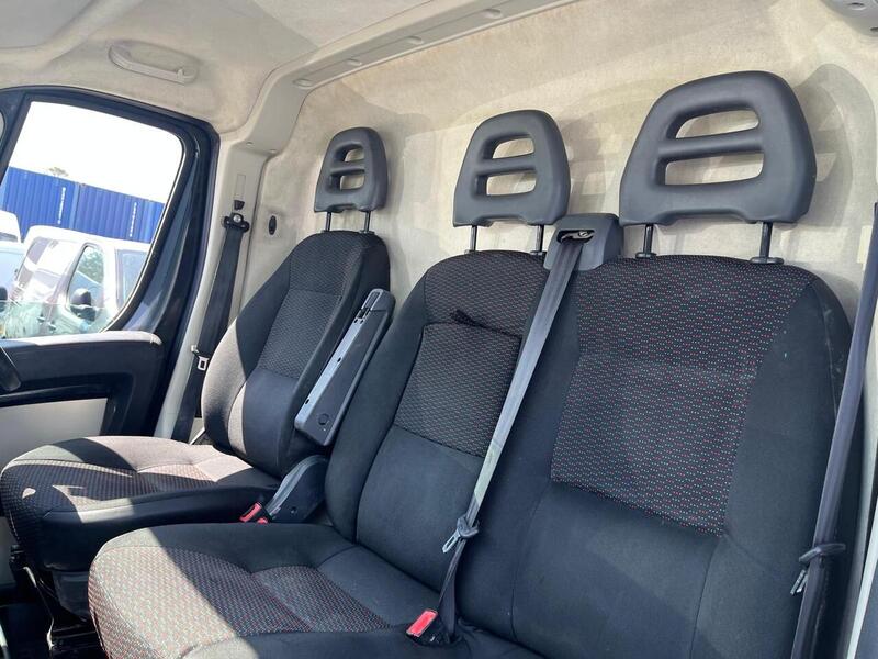 Peugeot Boxer BlueHDi 335 Professional - U15139