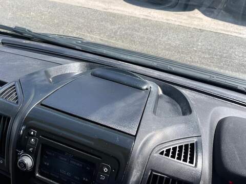 Peugeot Boxer BlueHDi 335 Professional - U15139