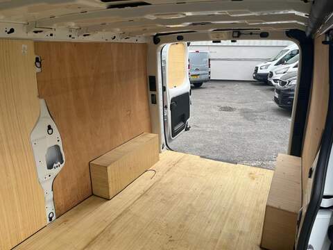 Renault Trafic dCi Blue LL30 Business+ - U15140