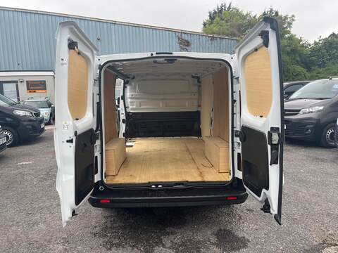Renault Trafic dCi Blue LL30 Business+ - U15140