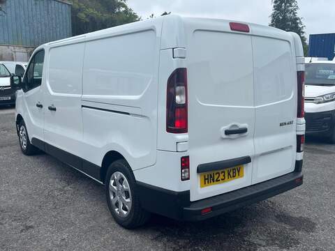 Renault Trafic dCi Blue LL30 Business+ - U15140
