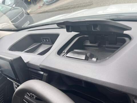 Renault Trafic dCi Blue LL30 Business+ - U15140
