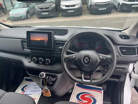 Renault Trafic dCi Blue LL30 Business+ - U15140