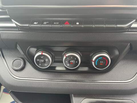 Renault Trafic dCi Blue LL30 Business+ - U15140