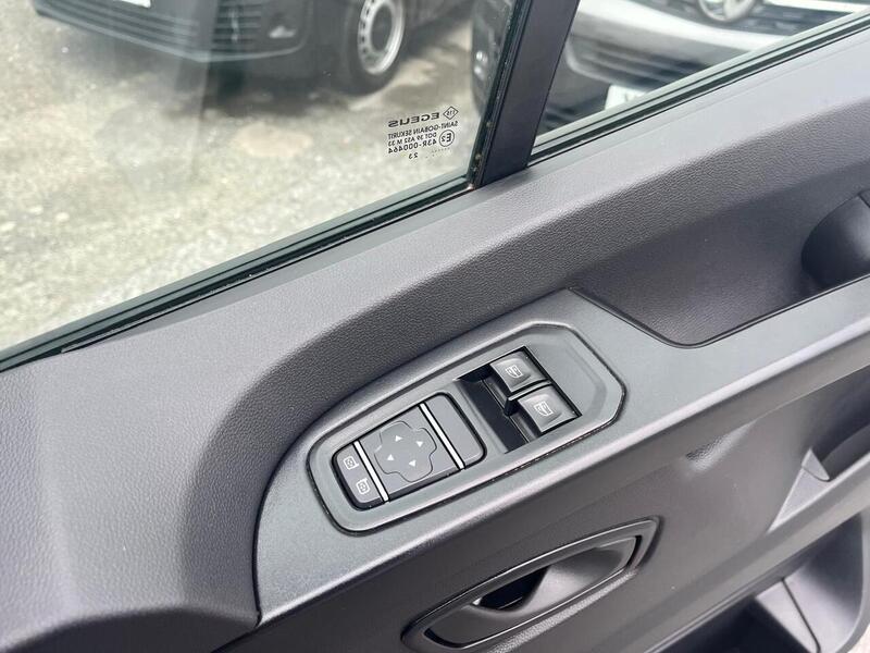 Renault Trafic dCi Blue LL30 Business+ - U15140