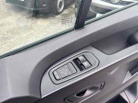 Renault Trafic dCi Blue LL30 Business+ - U15140