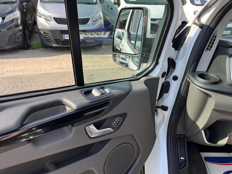 Ford Transit Custom 300 EcoBlue Limited - U15142