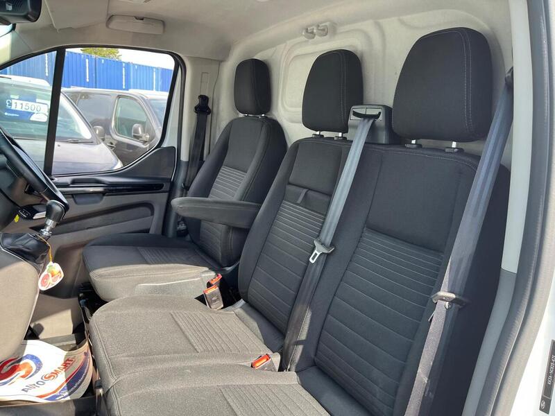 Ford Transit Custom 300 EcoBlue Limited - U15142