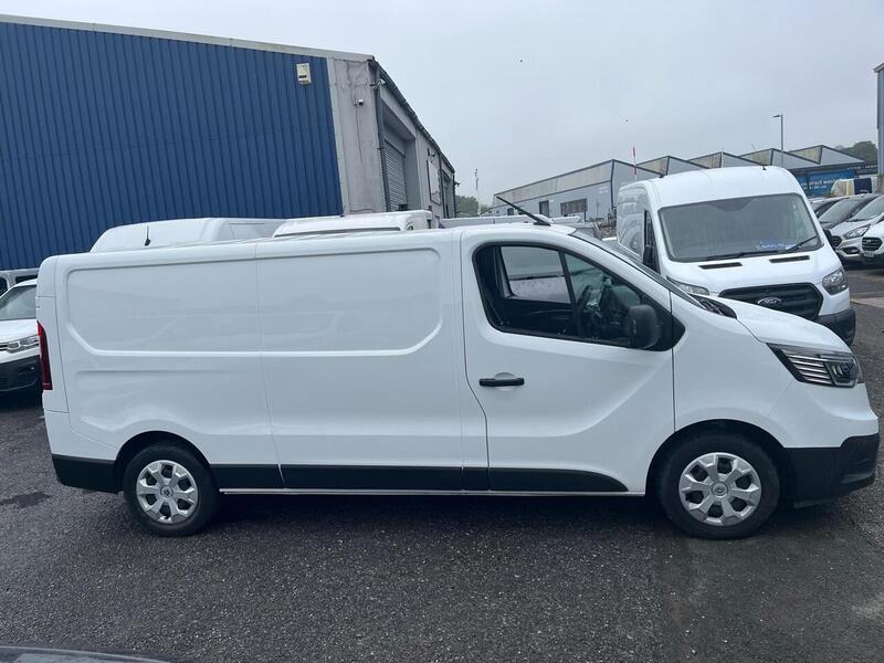 Renault Trafic dCi Blue LL30 Advance - U15144