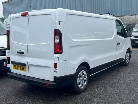Renault Trafic dCi Blue LL30 Advance - U15144