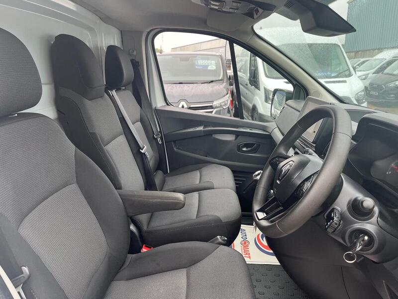 Renault Trafic dCi Blue LL30 Advance - U15144