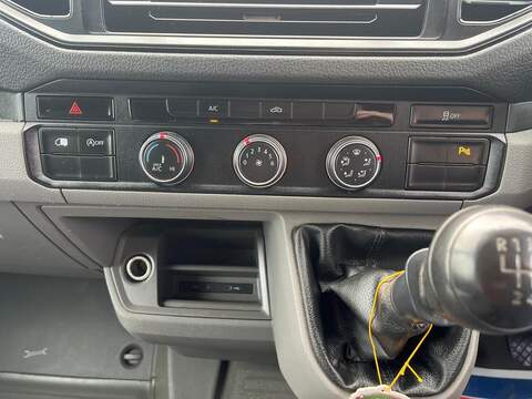 Volkswagen Crafter TDI CR35 Trendline - U15146