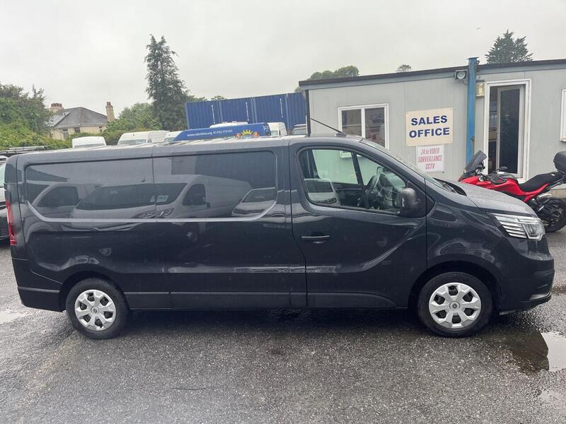 Renault Trafic dCi Blue LL30 Business+ - U15151