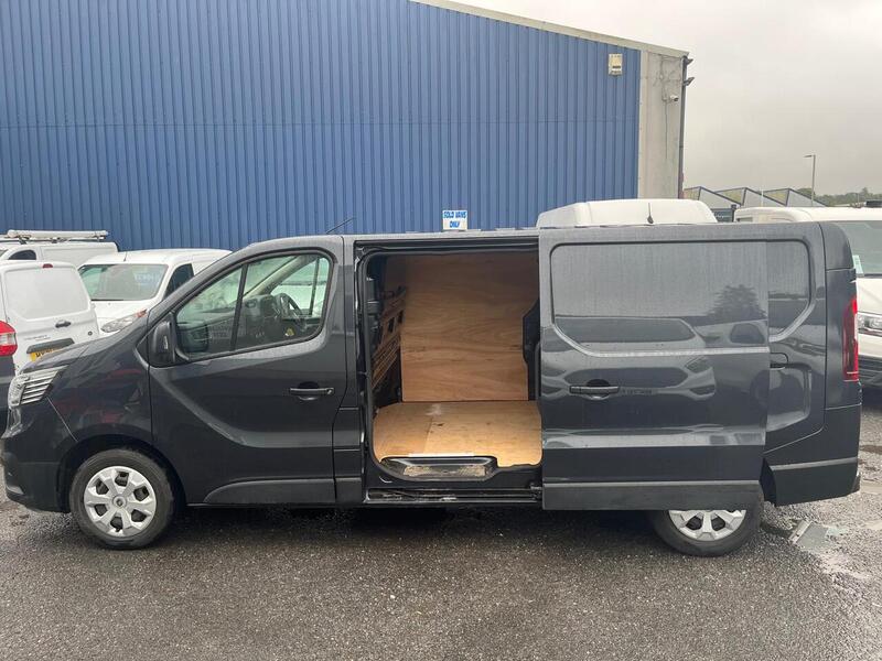 Renault Trafic dCi Blue LL30 Business+ - U15151