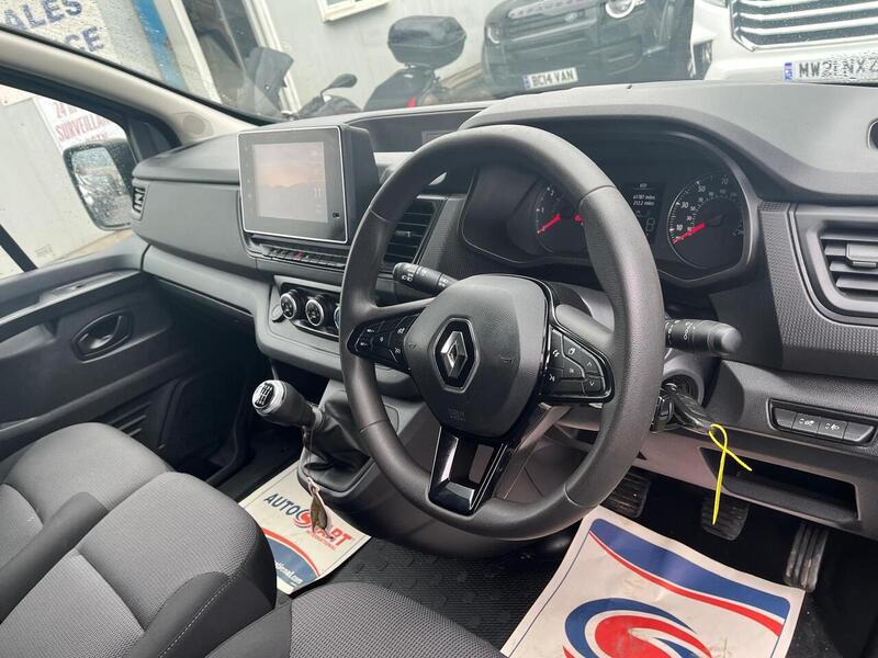 Renault Trafic dCi Blue LL30 Business+ - U15151