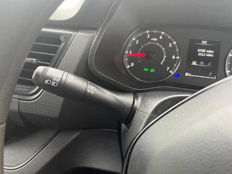 Renault Trafic dCi Blue LL30 Business+ - U15151