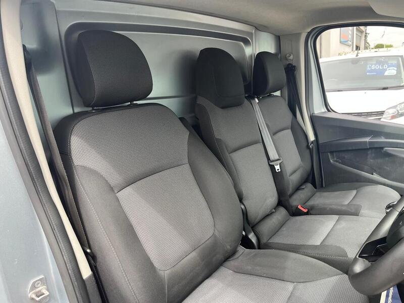 Renault Trafic dCi Blue SL28 Business+ - U15152