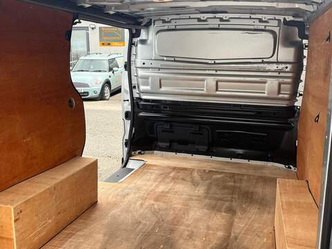 Renault Trafic dCi Blue SL28 Business+ - U15152