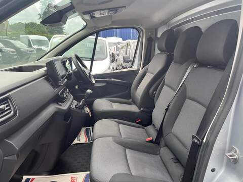 Renault Trafic dCi Blue SL28 Business+ - U15152