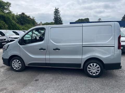 Renault Trafic dCi Blue SL28 Business+ - U15152
