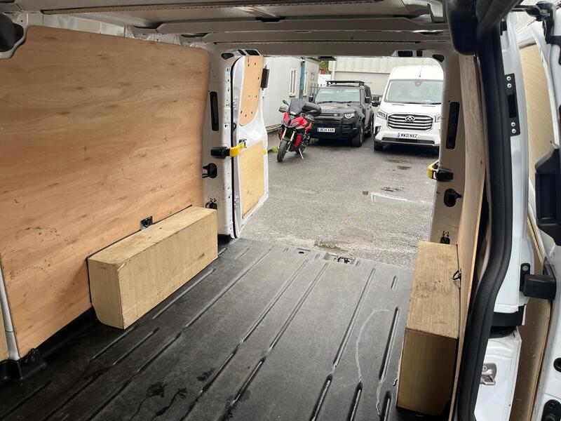 Ford Transit Custom 300 EcoBlue Limited - U15154