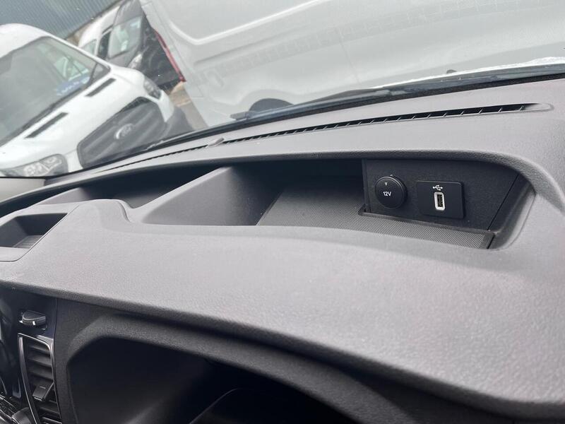 Ford Transit Custom 300 EcoBlue Limited - U15154