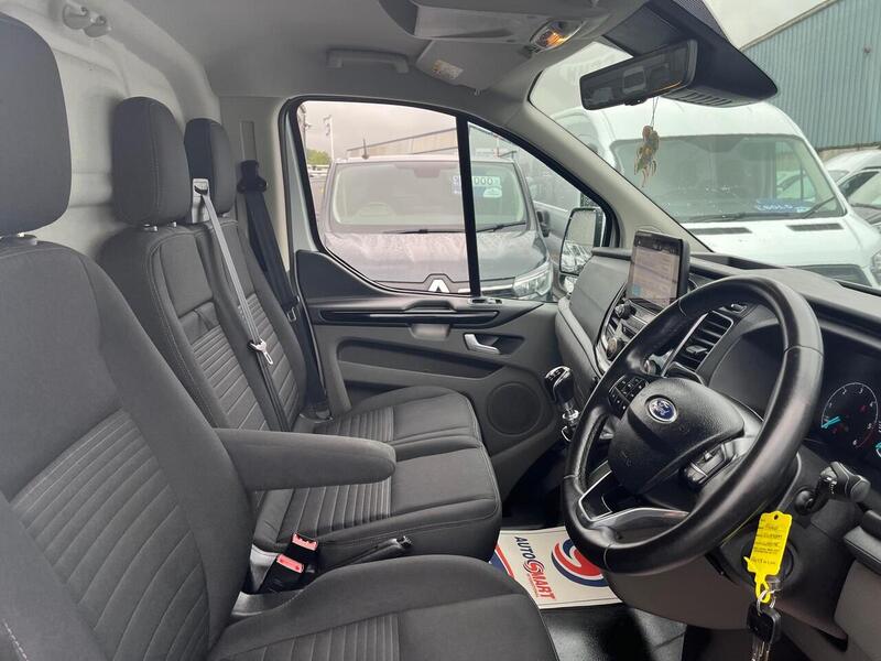 Ford Transit Custom 300 EcoBlue Limited - U15154