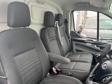 Ford Transit Custom 300 EcoBlue Limited - U15154