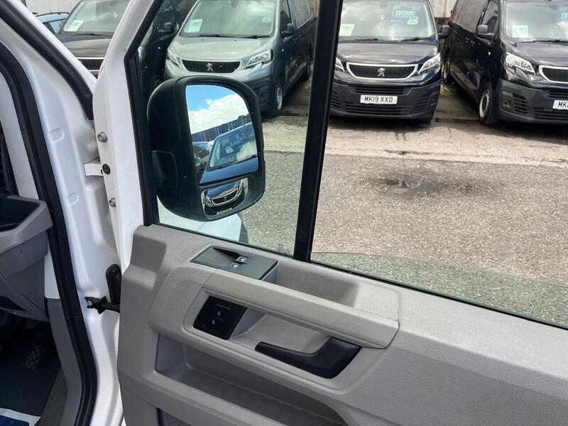 Volkswagen Crafter TDI CR35 Startline - U15157
