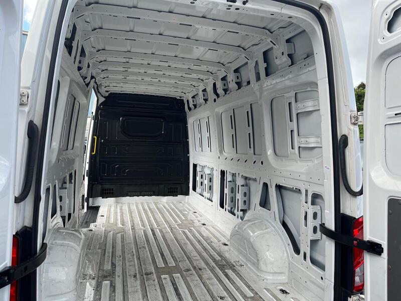 Volkswagen Crafter TDI CR35 Startline - U15157