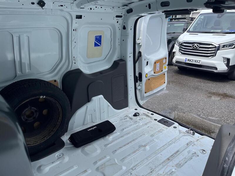 Ford Transit Connect 200 EcoBlue Leader - U15164