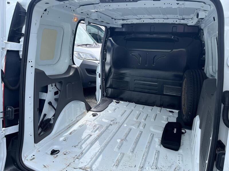 Ford Transit Connect 200 EcoBlue Leader - U15164
