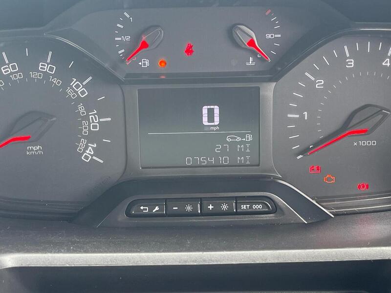 Peugeot Partner BlueHDi 1000 Professional Premium - U15165
