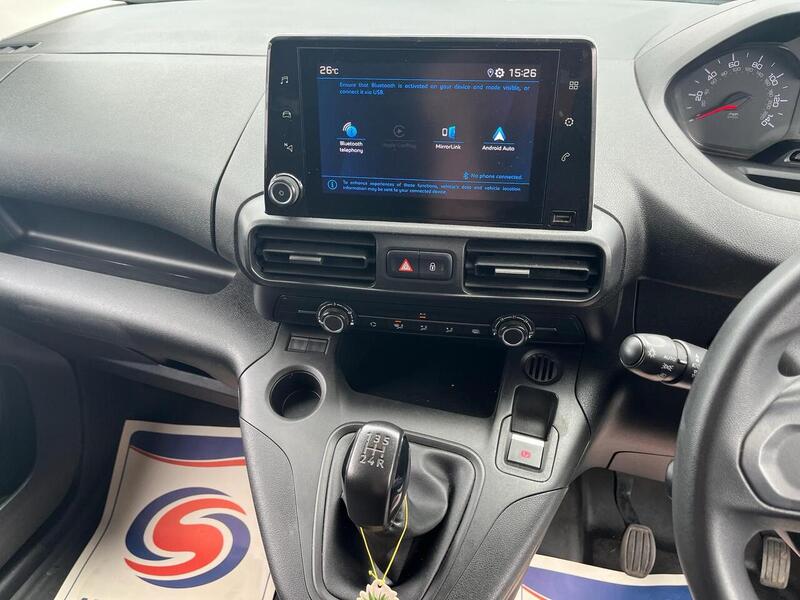 Peugeot Partner BlueHDi 1000 Professional Premium - U15165