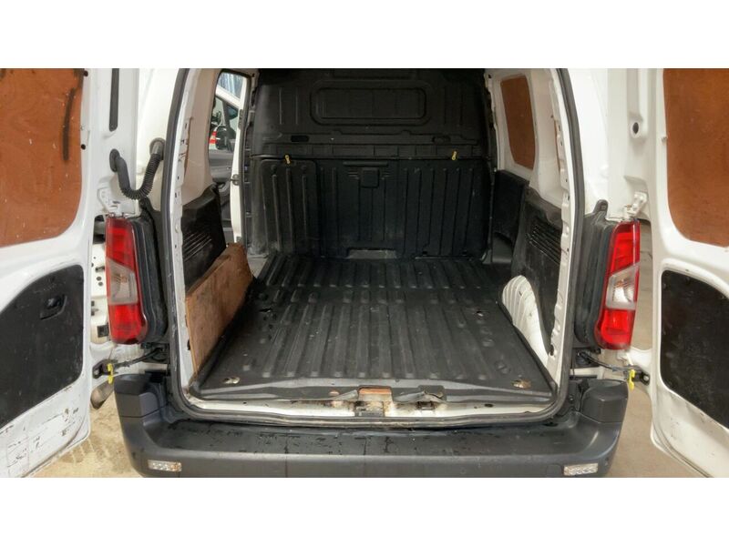Peugeot Partner BlueHDi 1000 Professional Premium - U15165