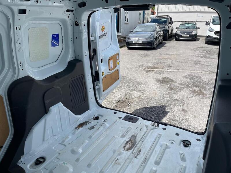 Ford Transit Connect 200 EcoBlue Leader - U15167