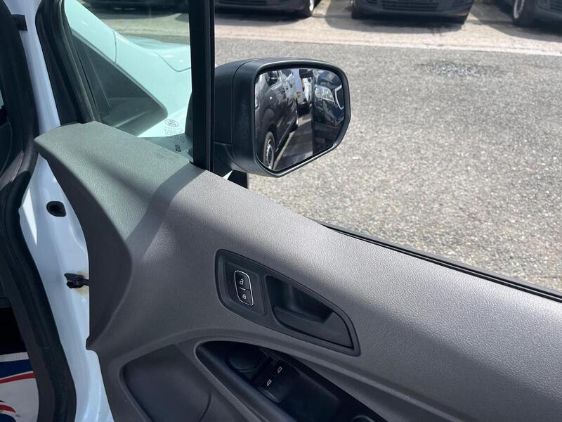 Ford Transit Connect 200 EcoBlue Leader - U15167