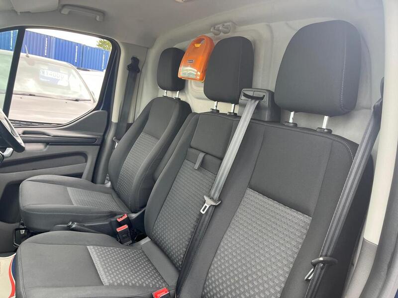 Ford Transit Custom 300 EcoBlue Trend - U15168