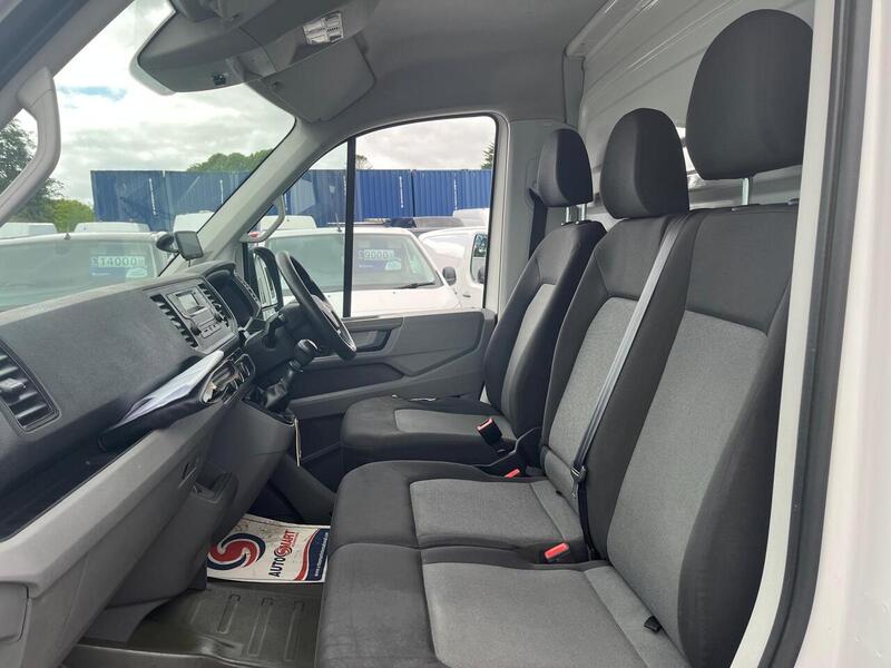 Volkswagen Crafter TDI CR35 BlueMotion Tech Startline - U15169
