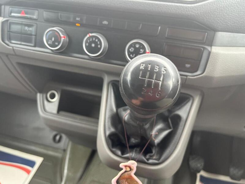 Volkswagen Crafter TDI CR35 BlueMotion Tech Startline - U15169