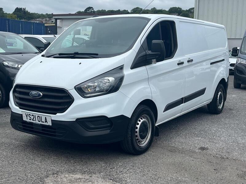 Ford Transit Custom 340 EcoBlue Leader - U15177