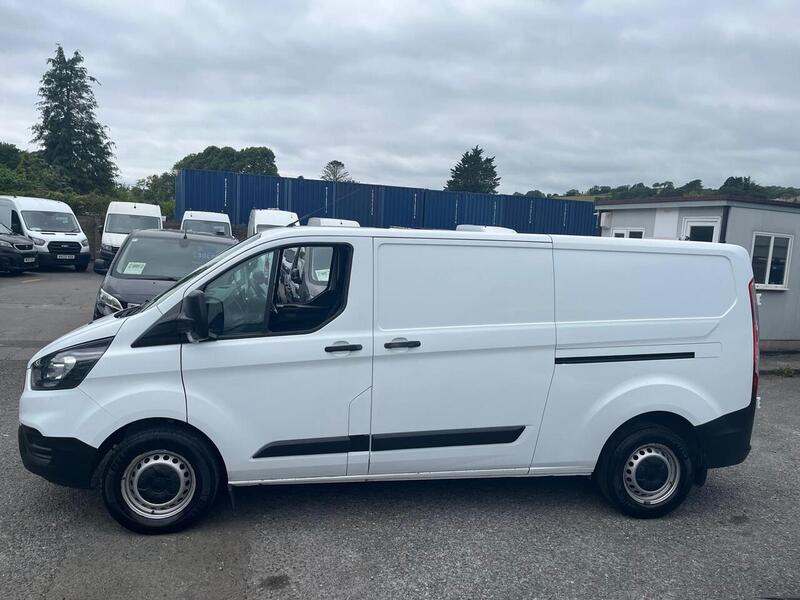 Ford Transit Custom 340 EcoBlue Leader - U15177