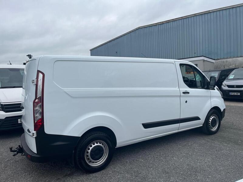 Ford Transit Custom 340 EcoBlue Leader - U15177