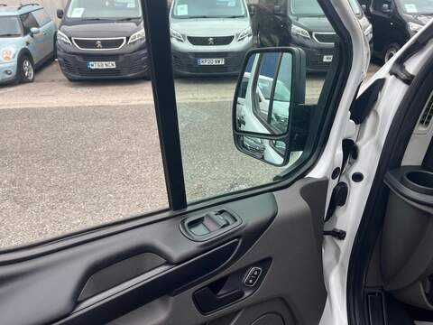 Ford Transit Custom 340 EcoBlue Leader - U15177