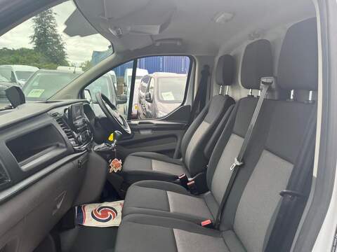 Ford Transit Custom 340 EcoBlue Leader - U15177