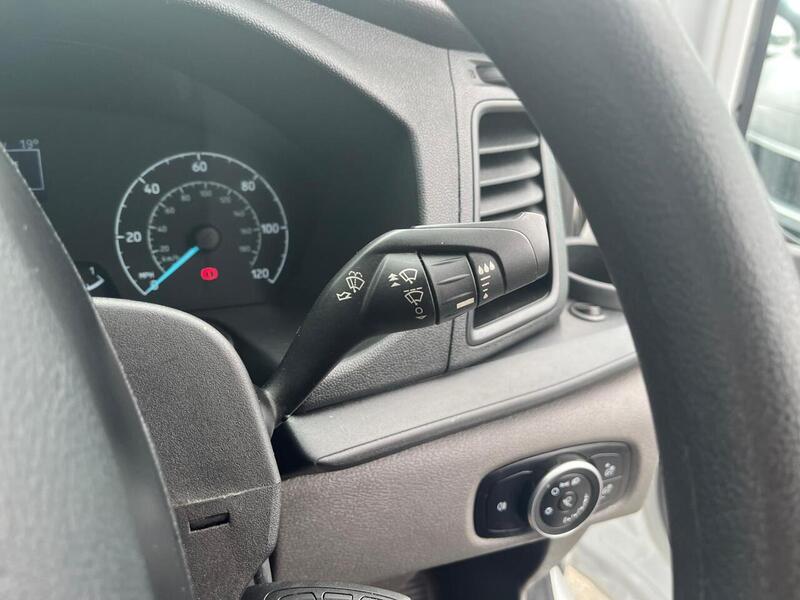 Ford Transit Custom 340 EcoBlue Leader - U15177