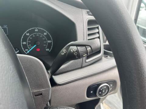 Ford Transit Custom 340 EcoBlue Leader - U15177