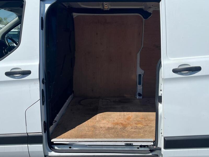 Ford Transit Custom 300 EcoBlue Leader - U15190